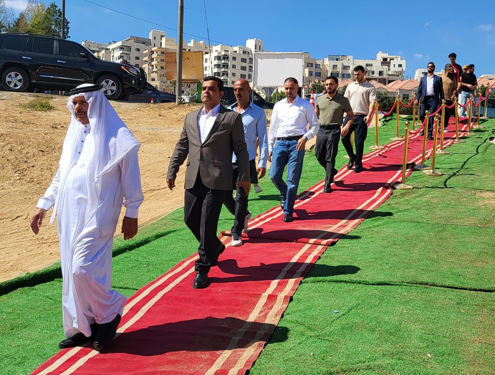 حشود غفيرة تشارك مروان الركيبات حفل زفاف نجله المهندس عبدالله في دابوق