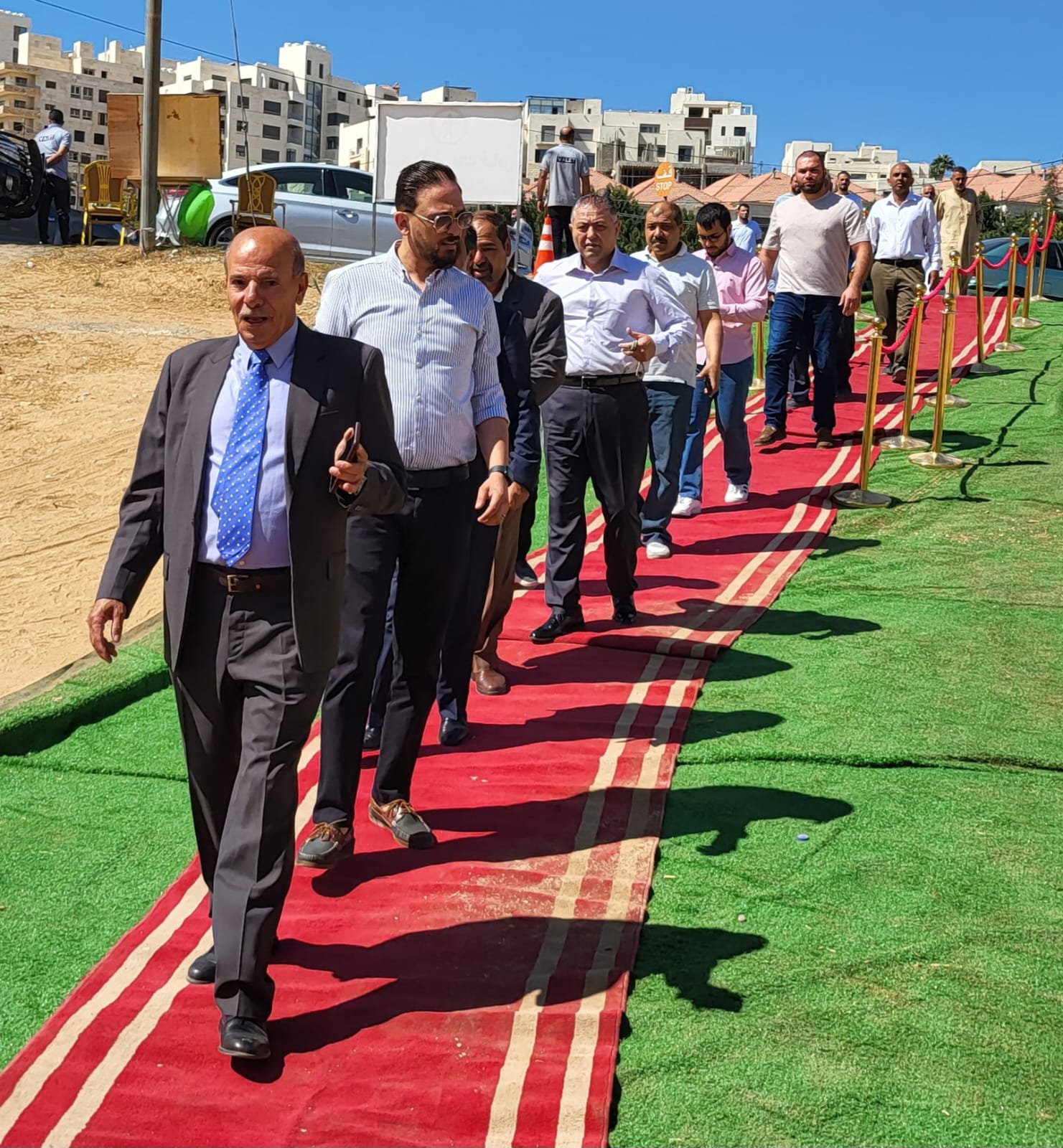 حشود غفيرة تشارك مروان الركيبات حفل زفاف نجله المهندس عبدالله في دابوق