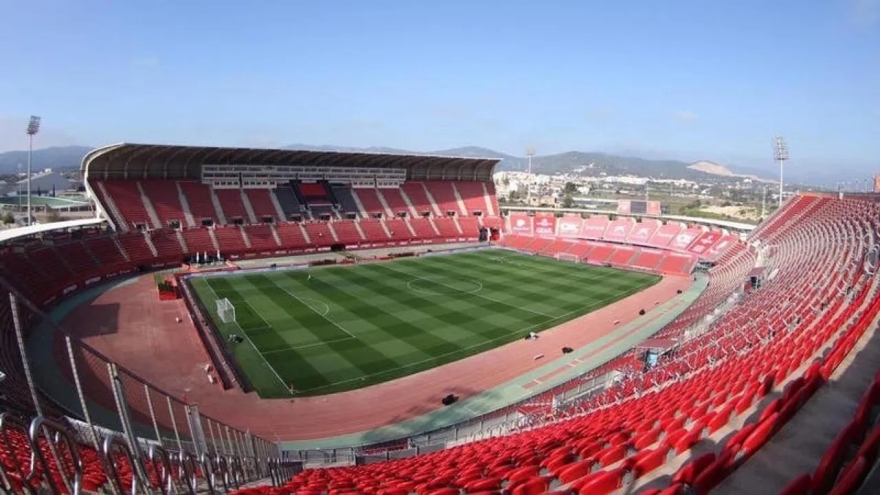 ريال مايوركا يتعاقد مع “دونالد ترامب”