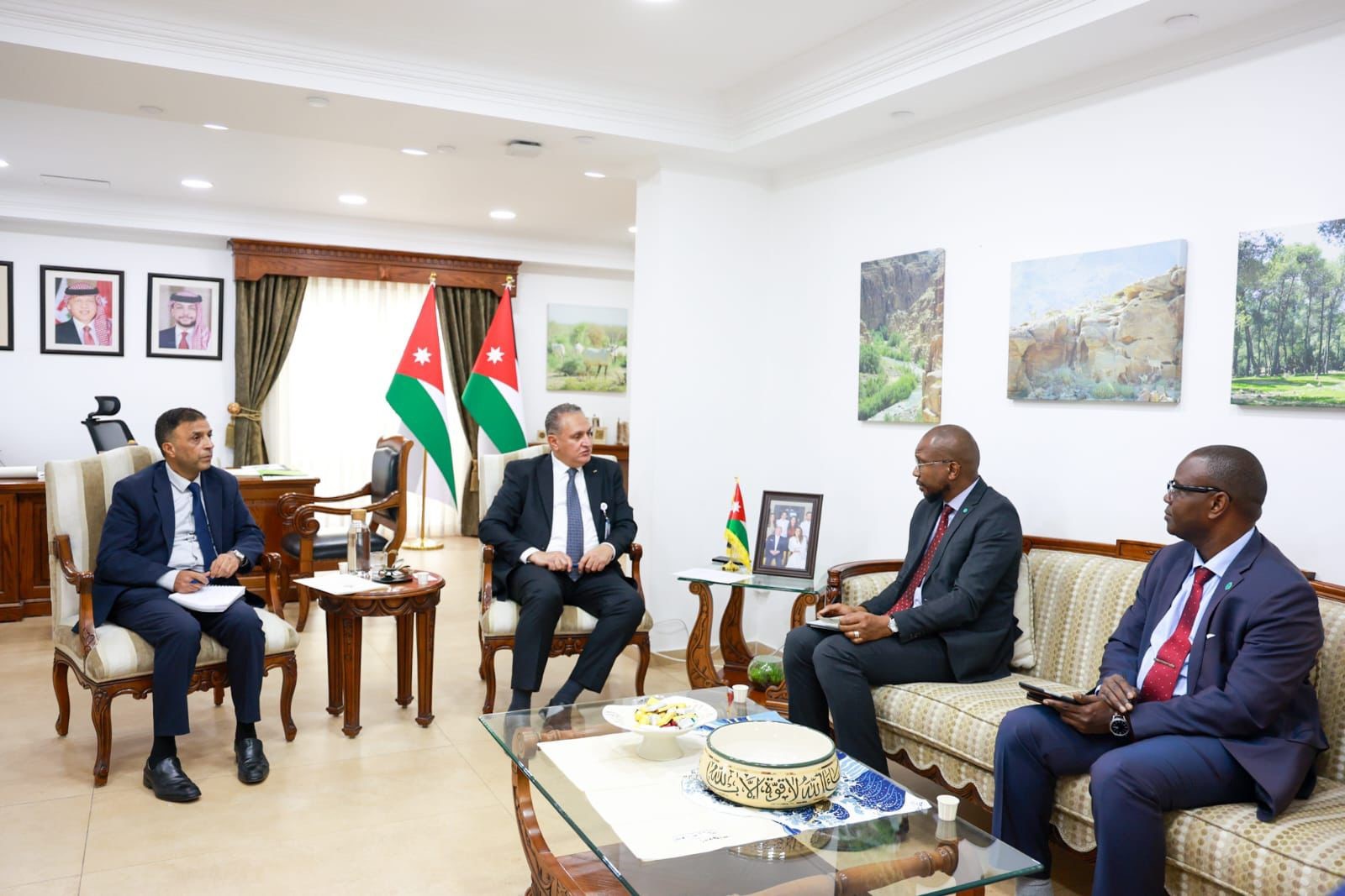 صورة حول : الأردن يعزز شراكته مع المعهد العالمي الأردن يعزز شراكته مع المعهد العالمي