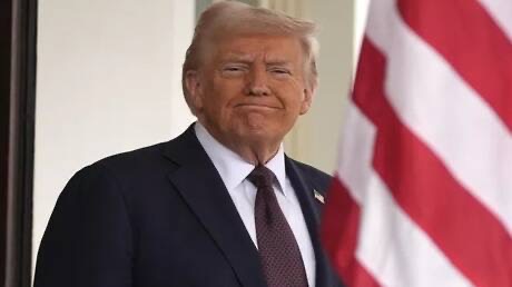 صورة حول : ترامب يعلن نيته اتخاذ خطوات لتسوية النزاع في أوكرانيا ترامب يعلن نيته اتخاذ خطوات لتسوية النزاع في أوكرانيا