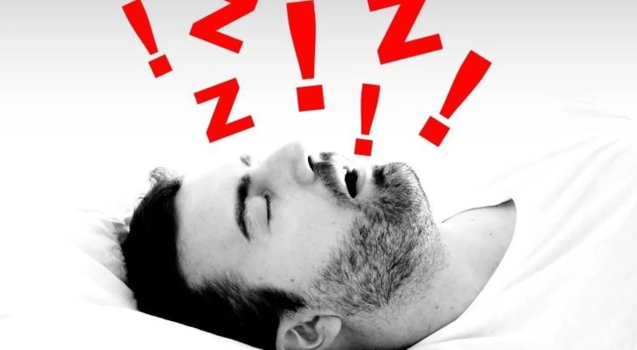 طبيب أعصاب يحذر: الشخير المزمن يضر الدماغ وقد يقود إلى الخرف