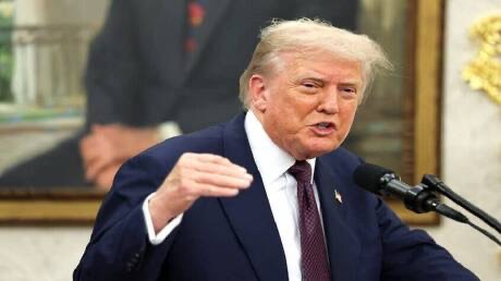 صورة حول : ترامب يهدد شيكاغو بصيغة مستوحاة من فيلم على “تروث سوشيال” وسط تصعيد حول الهجرة ترامب يهدد شيكاغو بصيغة مستوحاة من فيلم على “تروث سوشيال” وسط تصعيد حول الهجرة