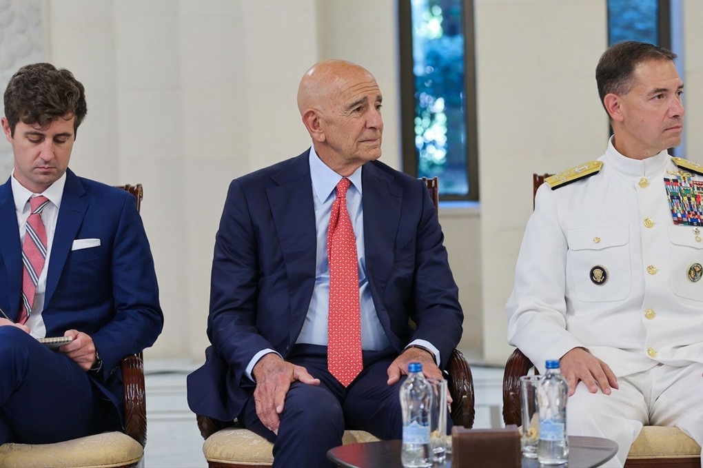 صورة حول : الرئيس السوري يستقبل قائد القيادة المركزية الأميركية الرئيس السوري يستقبل قائد القيادة المركزية الأميركية