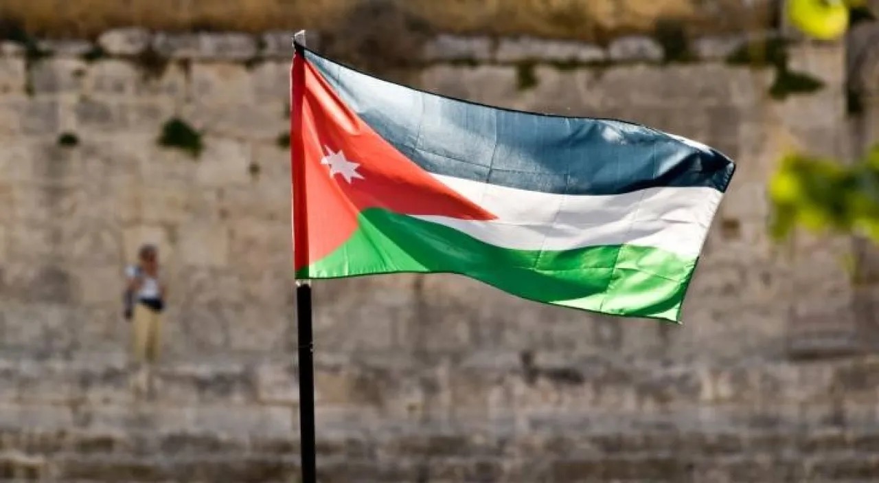 صورة حول : جامعة اليرموك تدرج 18 باحثًا ضمن قائمة العلماء الأكثر تأثيرًا عالميًا لعام 2025 جامعة اليرموك تدرج 18 باحثًا ضمن قائمة العلماء الأكثر تأثيرًا عالميًا لعام 2025