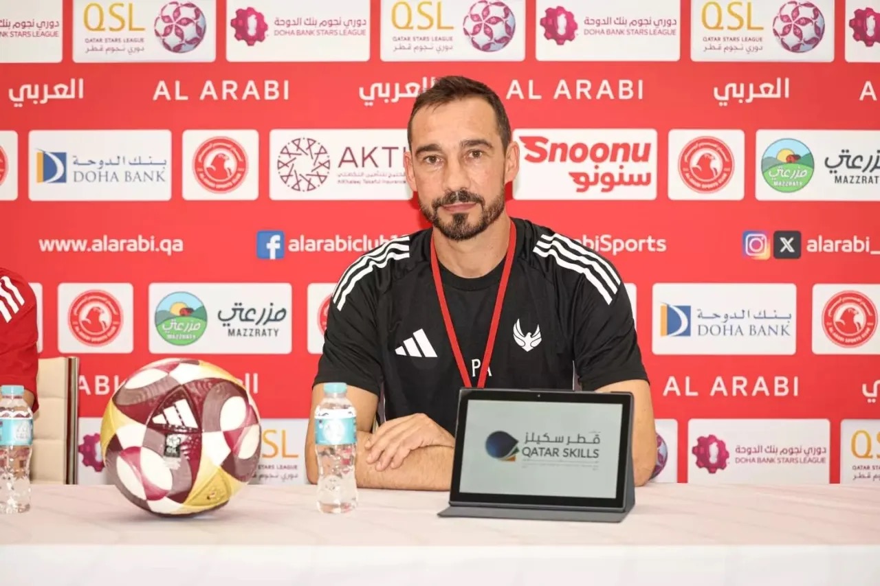 العربي القطري يفتح ملف إقالة المدرب الإسباني بابلو