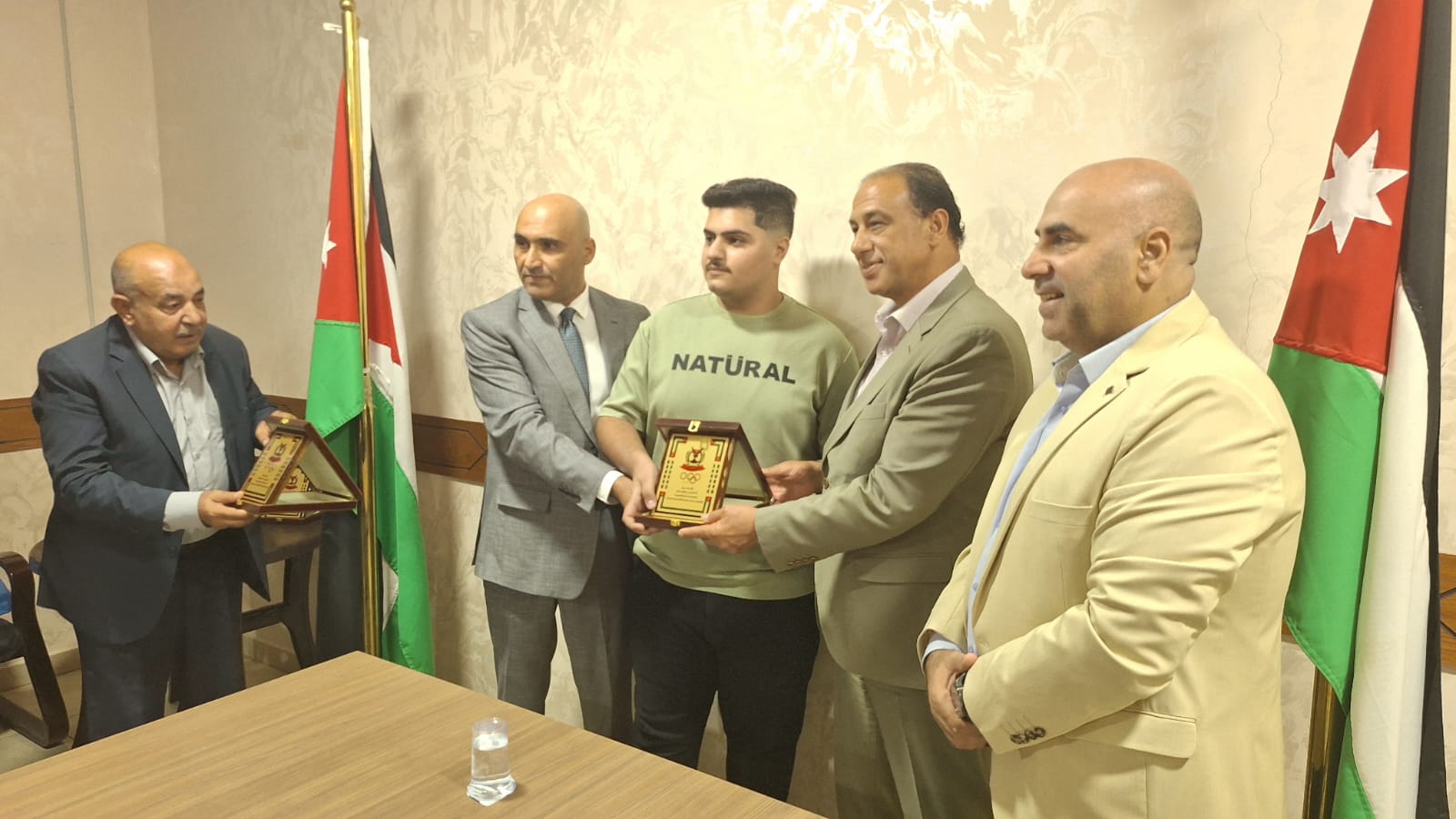 متصرف عين الباشا يكرّم الناجحين ويدعم نادي يرموك البقعة