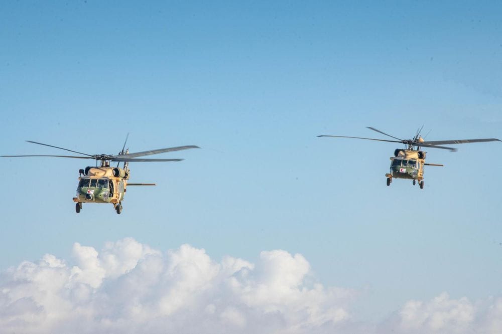 مروحيات أردنية تنقل الرئيس الفلسطيني محمود عباس من رام الله إلى الأردن