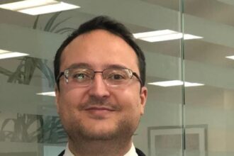 تعيين عبد المنعم الزعبي مديراً لإدارة السياسات الاقتصادية في الديوان الملكي