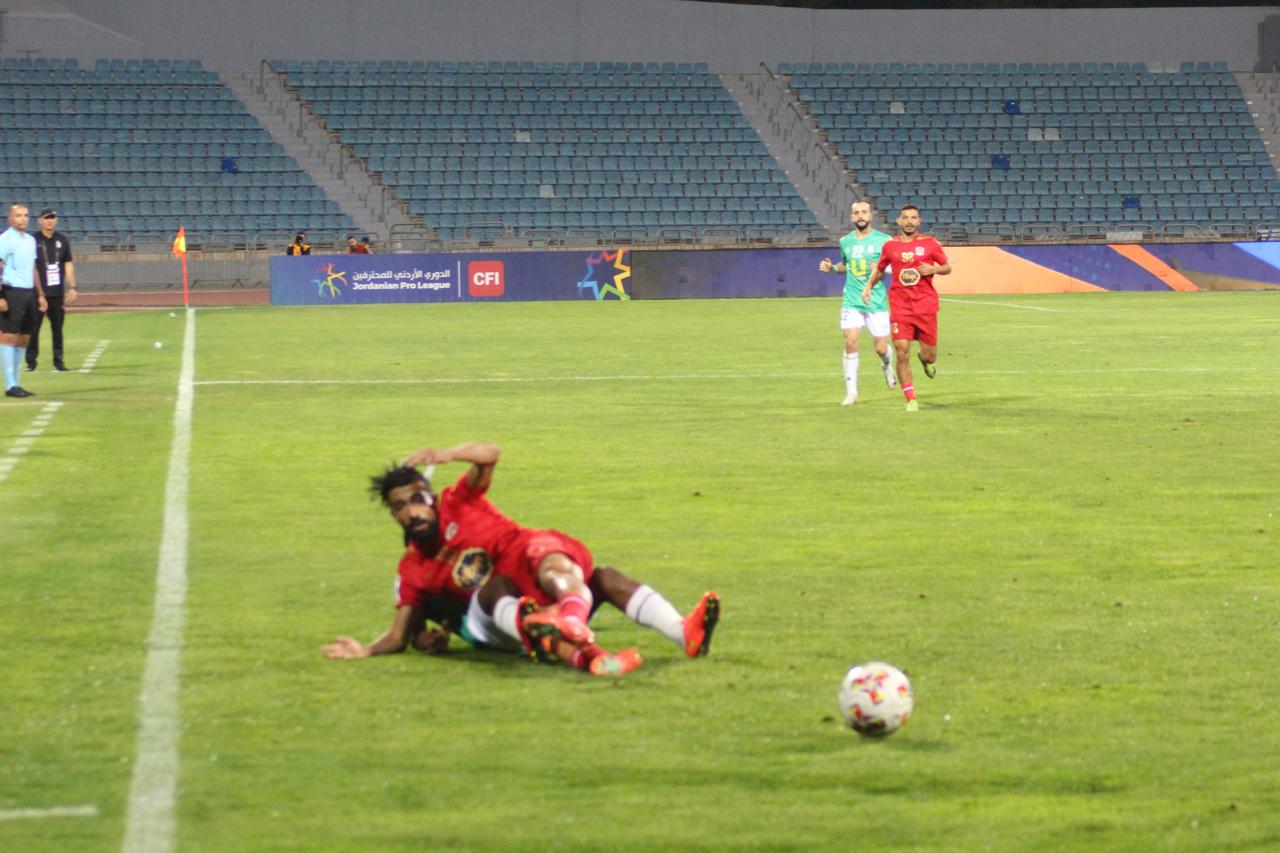 محمد موالي يقود الوحدات للفوز على الجزيرة 1-0 (صور وفيديوهات)