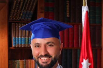 تهنئة وتبريك الى عائلة المرحوم احمد سالم نويران الخلايلة بمناسبة تخرج وتفوق أبنهم غيث