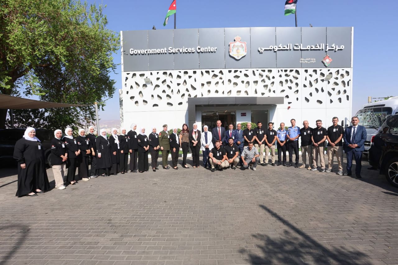 وزير الاقتصاد الرقمي يتفقد إنشاء "قرية الابتكار" في العقبة