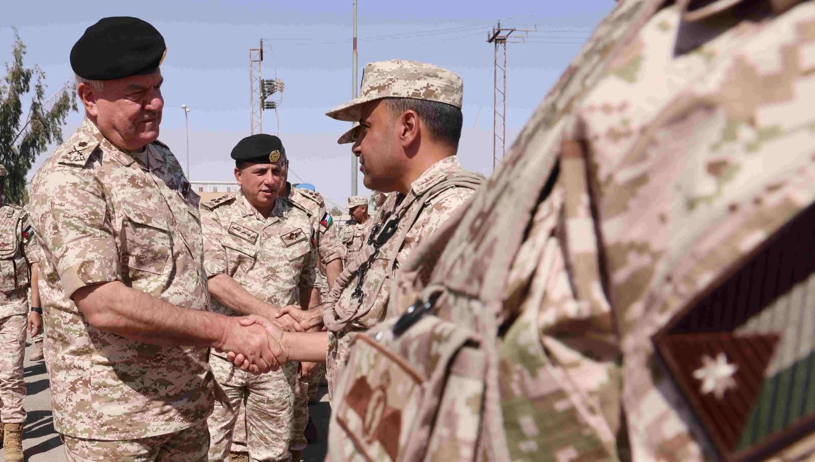 رئيس هيئة الأركان المشتركة يزور قيادة المنطقة العسكرية الوسطى