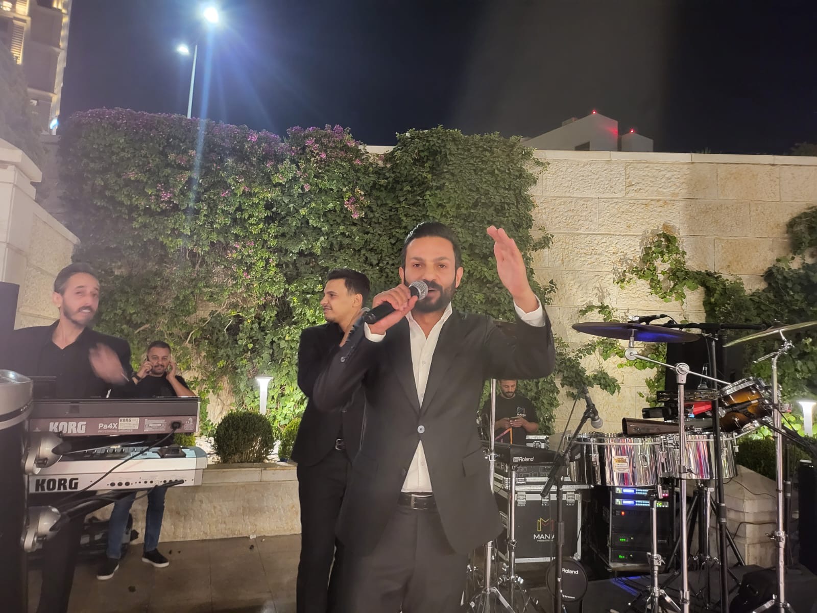 حمدي المناصير و نداء شرارة يحييان سهرة خاصة للعريس المهندس عبدالله مروان الركيبات بعمان