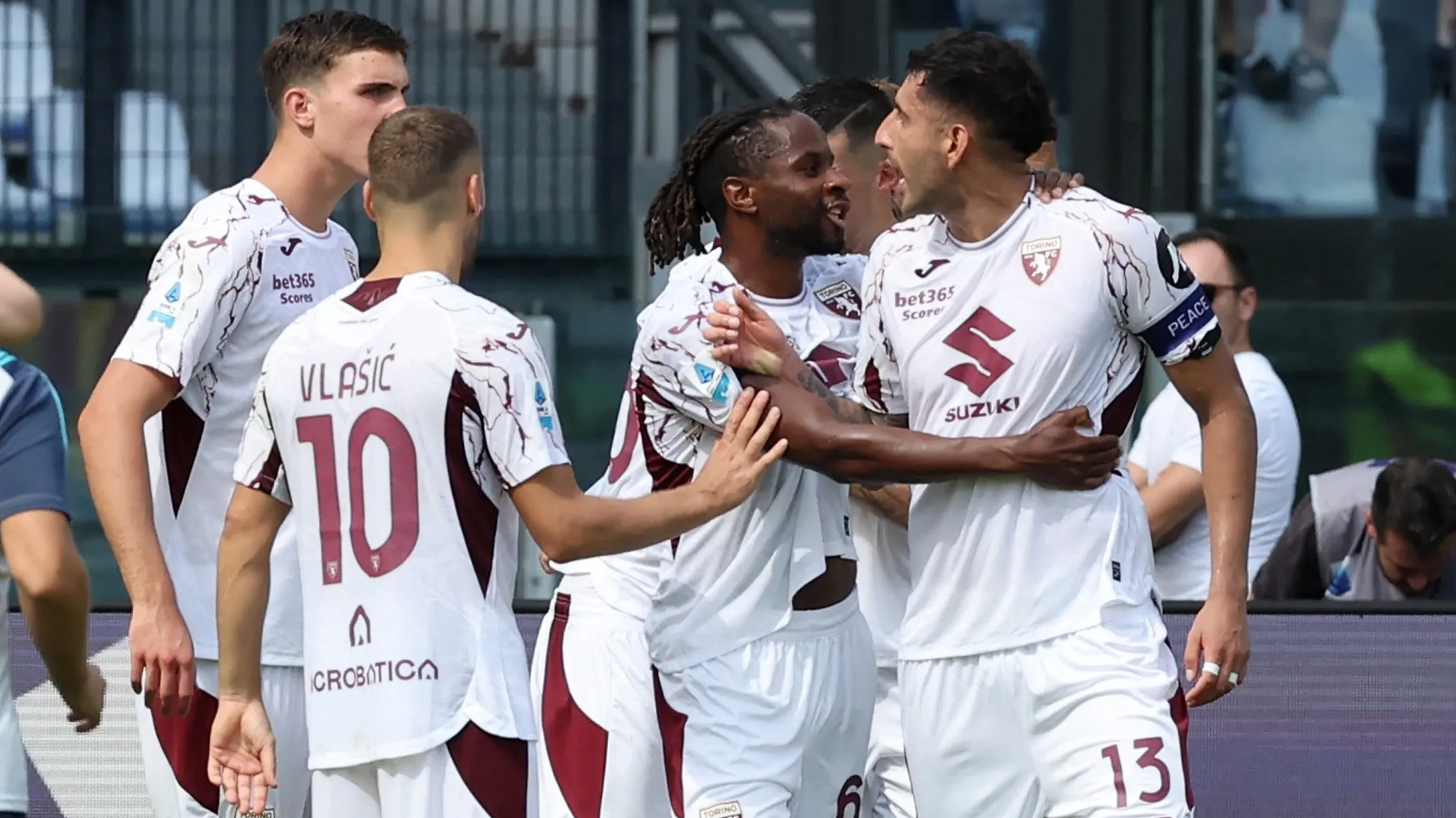 صورة حول : أتالانتا يحقق فوزه الأول ويواصل أودينيزي بدايته الواعدة أتالانتا يحقق فوزه الأول ويواصل أودينيزي بدايته الواعدة