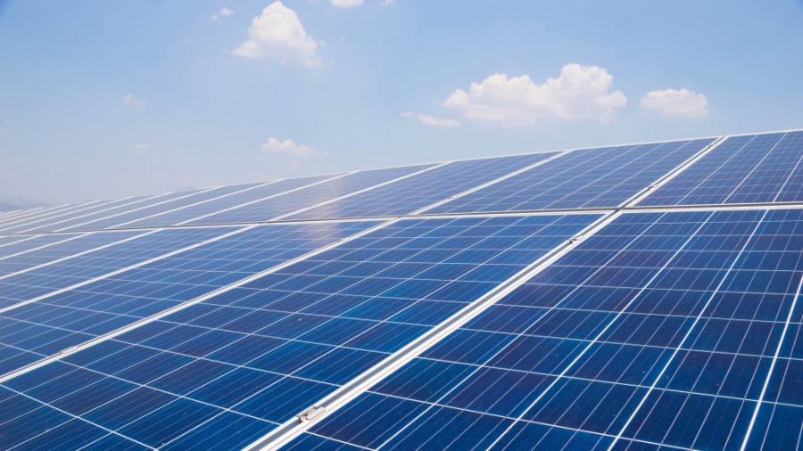 صورة حول : القوات المسلحة الأردنية تبدأ تركيب خلايا شمسية لمنازل ذوي الشهداء القوات المسلحة الأردنية تبدأ تركيب خلايا شمسية لمنازل ذوي الشهداء