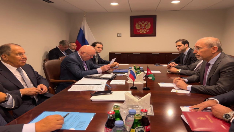 الصفدي يلتقي لافروف في نيويورك على هامش أعمال الجمعية العامة للأمم المتحدة