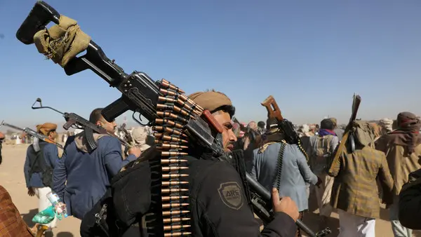 واشنطن تفرض أكبر حزمة عقوبات على الحوثيين