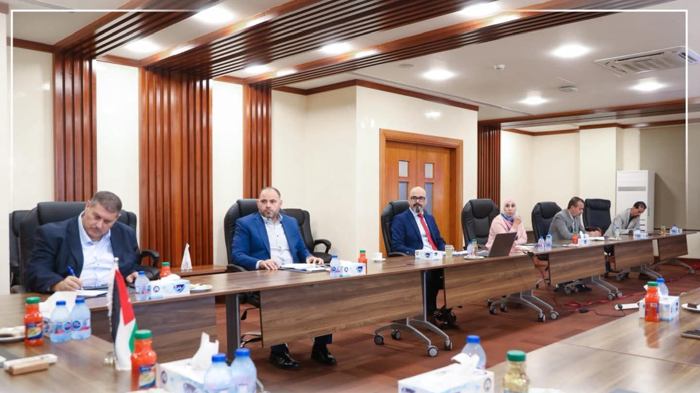 الشواربة يطلع على الخطة الاستراتيجية لسلطة العقبة الخاصة والمخطط الشمولي للمدينة