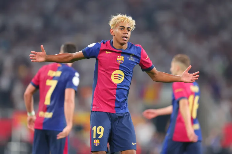 إصابة تعيق نصف قدرات لامين جمال وتثير قلق برشلونة