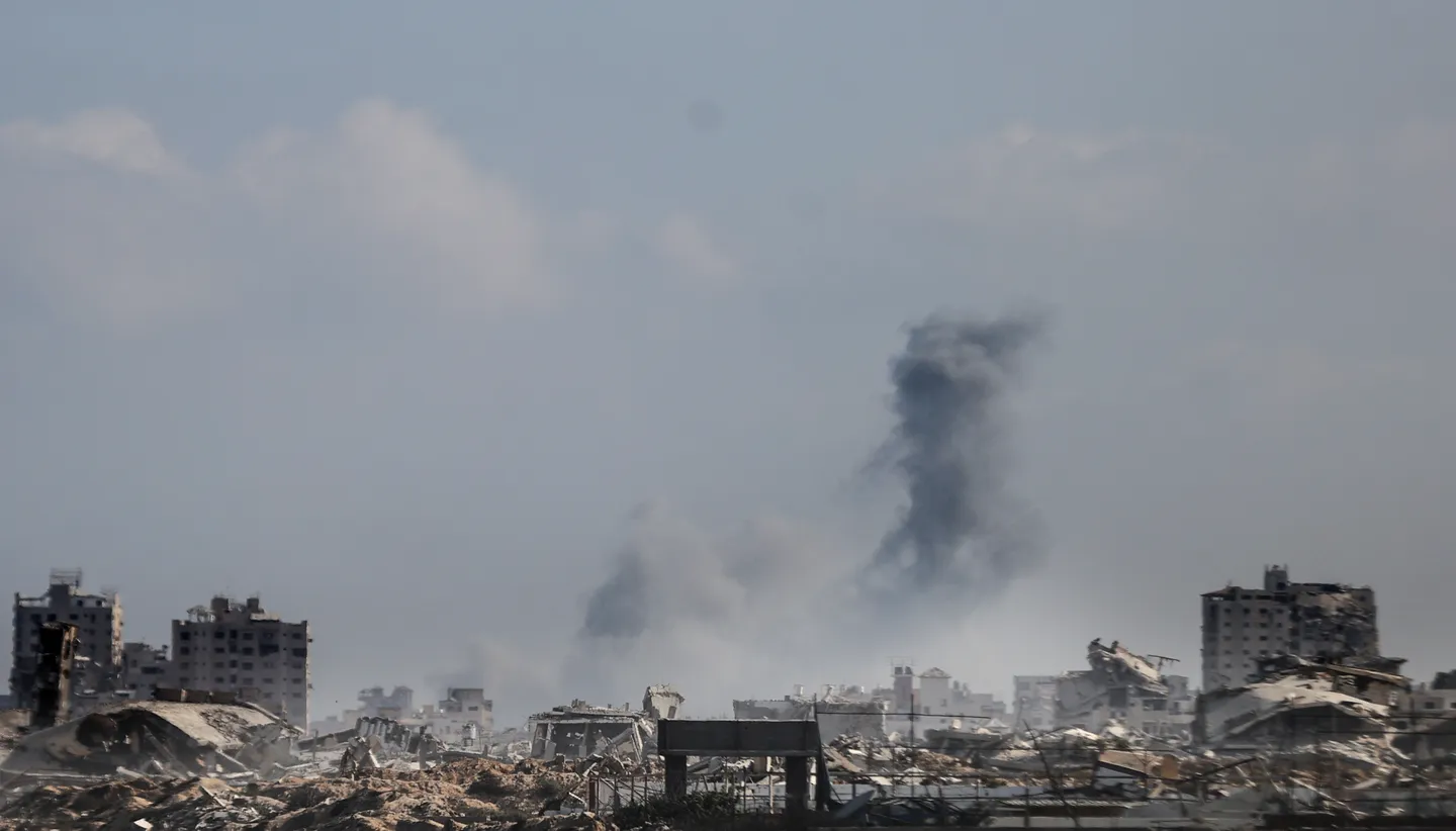 صورة حول : احتلال الإسرائيلي ينقض العهد ويواصل المجازر في القطاع احتلال الإسرائيلي ينقض العهد ويواصل المجازر في القطاع