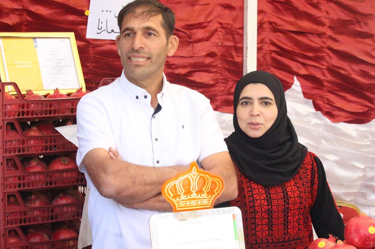 الأميرة بسمة بنت علي تفتتح بازار المزارع في حدائق الملك عبدالله الثاني .. فيديو وصور