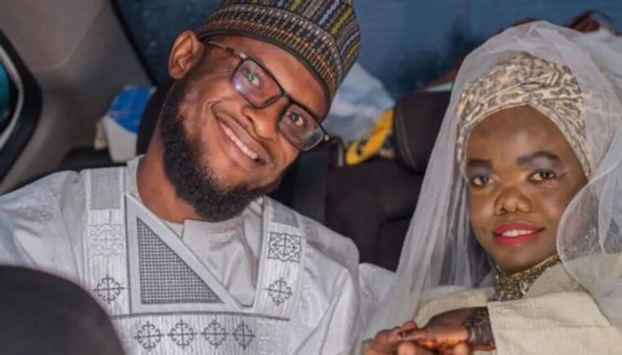 صورة حول : محكمة نيجيرية تجبر مشاهير تيك توك بالزواج بعد فيديو مثير للجدل محكمة نيجيرية تجبر مشاهير تيك توك بالزواج بعد فيديو مثير للجدل