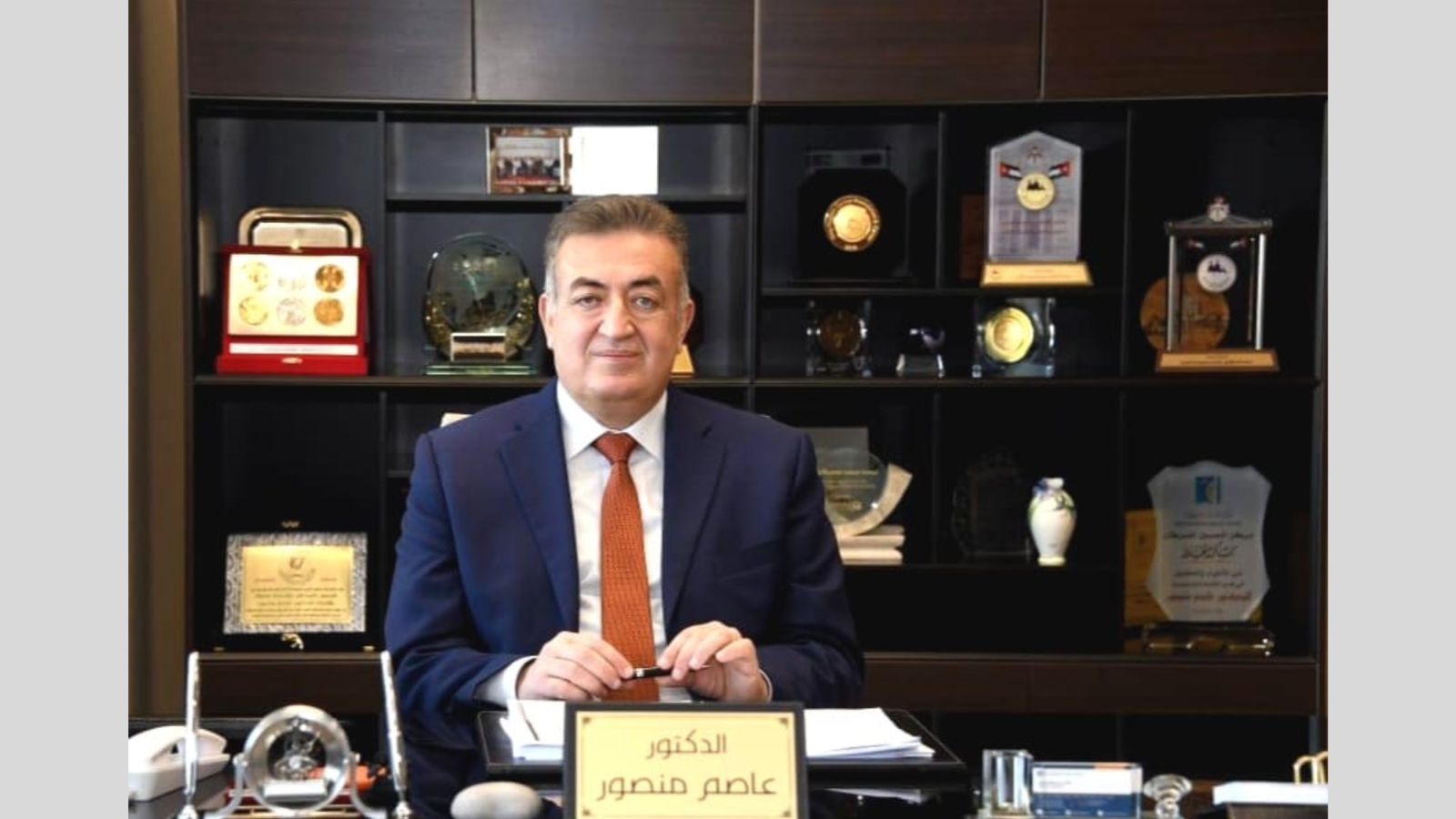 صورة حول : مدير عام مركز الحسين للسرطان يفوز بجائزة راشيل بيرلين 2025 مدير عام مركز الحسين للسرطان يفوز بجائزة راشيل بيرلين 2025