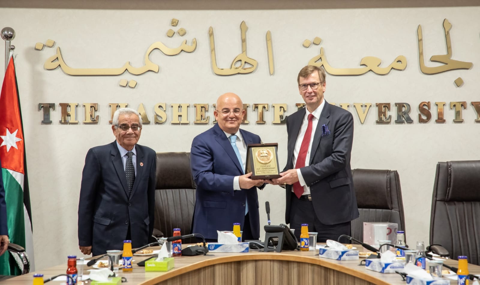 الجامعة الهاشمية تستضيف السفير الألماني وتبحث تعزيز التعليم التقني والتدريب العملي للطلبة