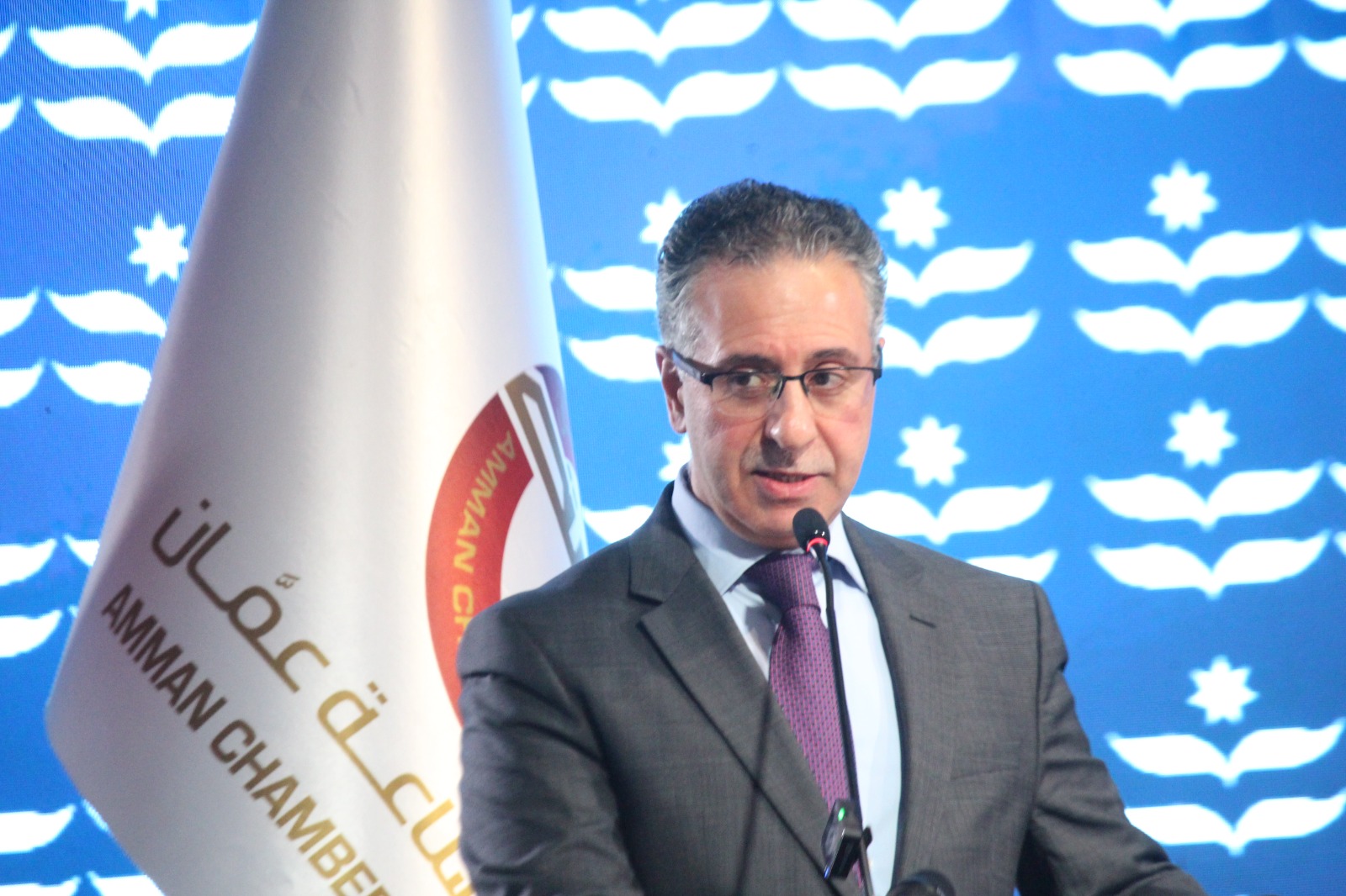 جعفر حسان يكرم 100 شركة صناعية في الأردن .. فيديو وصور