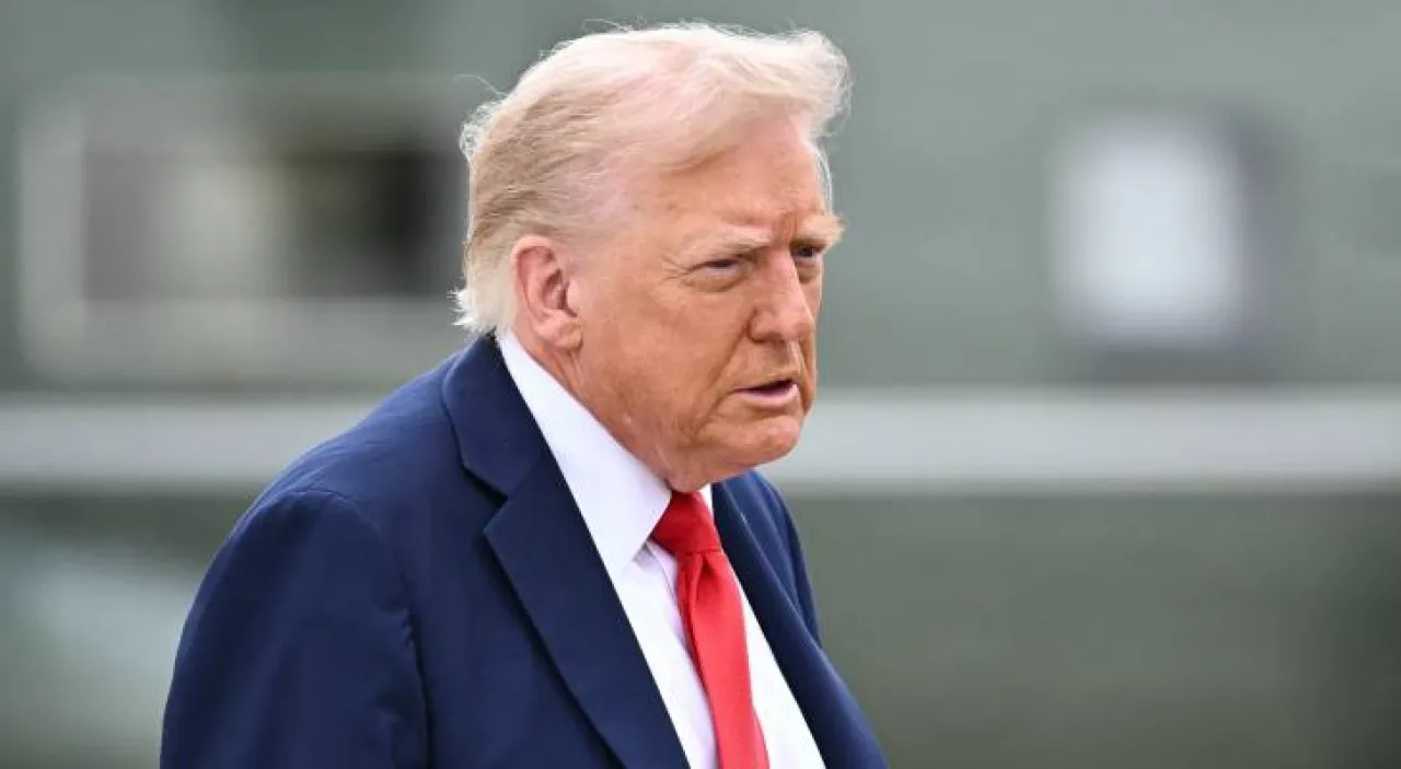 صورة حول : ترامب: الرسوم الجمركية جلبت مليارات لأميركا ترامب: الرسوم الجمركية جلبت مليارات لأميركا