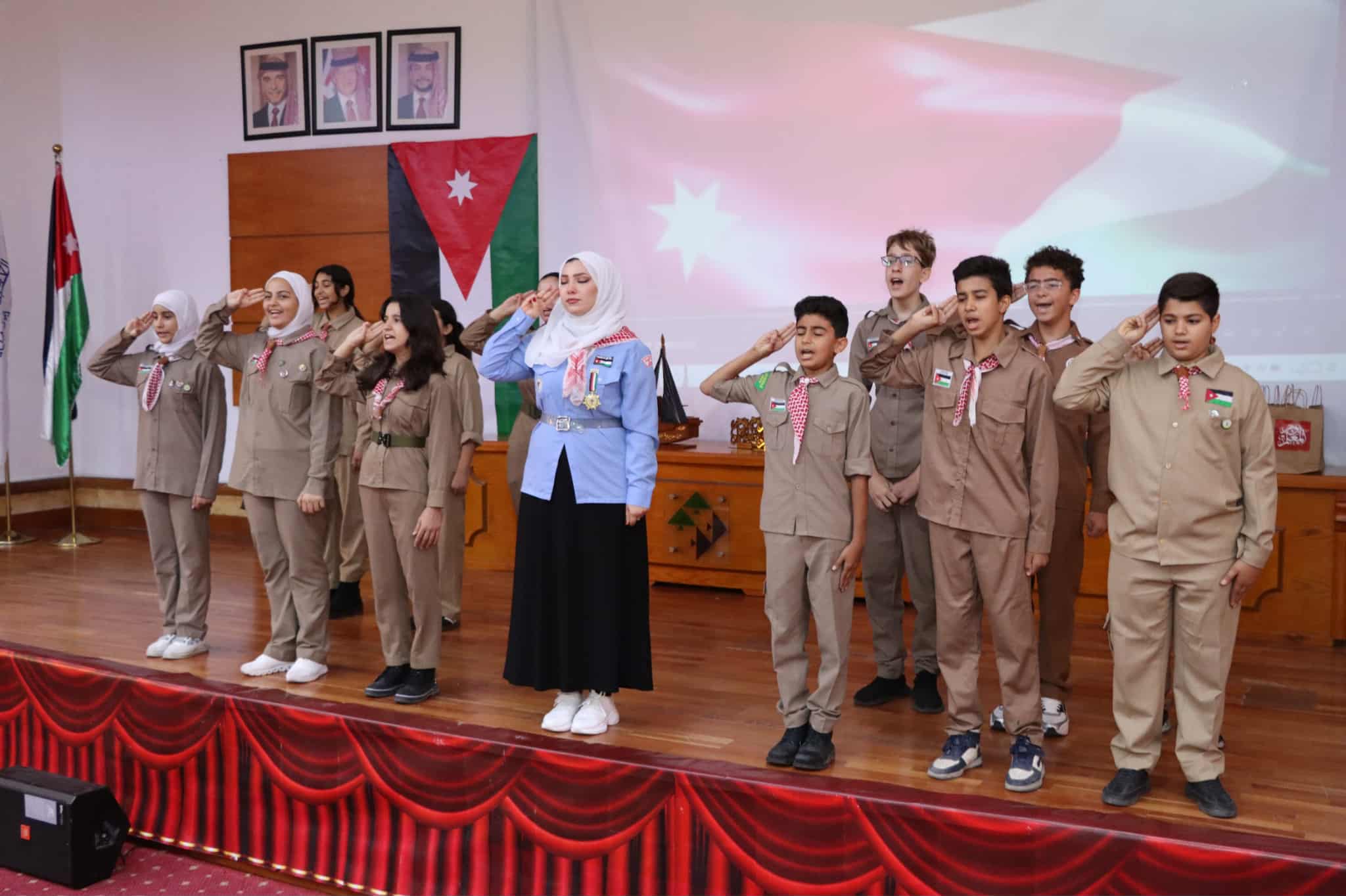 تربية العقبة تحتفل بيوم المعلم العالمي