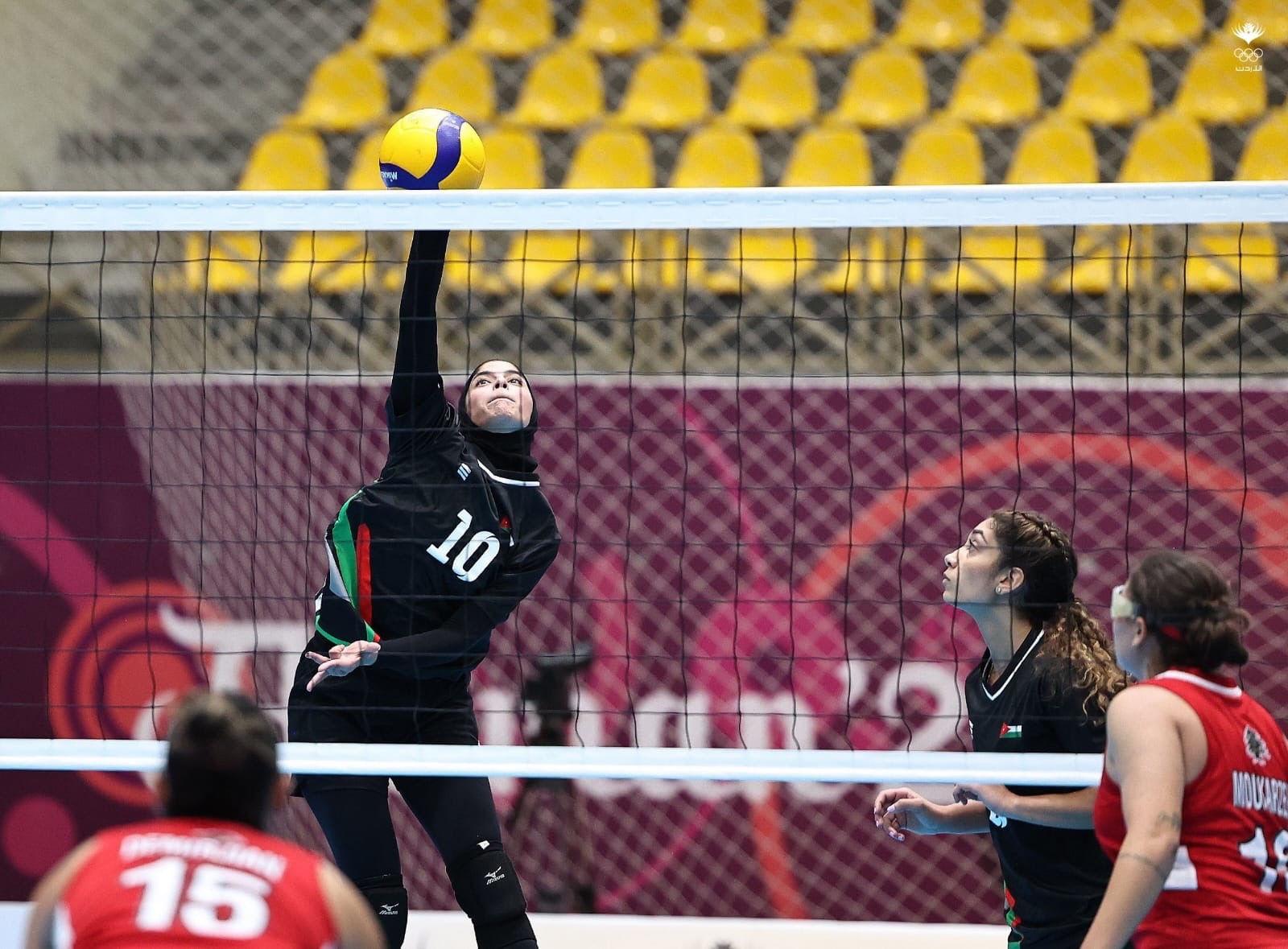 صورة حول : المنتخب الوطني للسيدات يواجه سوريا غدًا في الكرة الطائرة المنتخب الوطني للسيدات يواجه سوريا غدًا في الكرة الطائرة