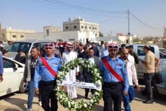 تشييع جثمان الملازم عبدالله الخضير وسط حضور رفاقه في السلاح