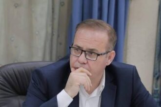 الانضباط للدولة لا للحكومة