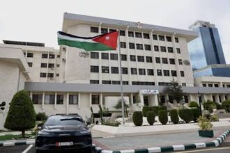 تصريح المومني يكشف تغوّل السلطة التنفيذية على مجلس الأمة