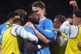 نابولي ينتصر على إنتر ويستعيد صدارة الكالتشيو