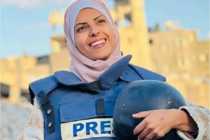صورة حول : مريم أبو دقة تنال وسام" حرية الصحافة العالمية"بعد استشهادها مريم أبو دقة تنال وسام" حرية الصحافة العالمية"بعد استشهادها