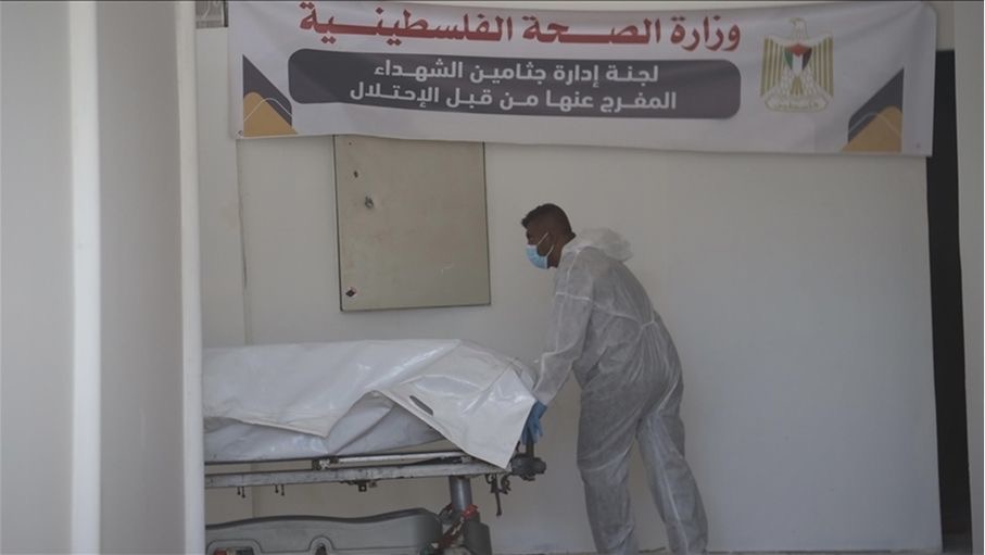 غزة تتهم إسرائيل بسرقة أعضاء من جثامين الشهداء وتطالب بتحقيق دولي