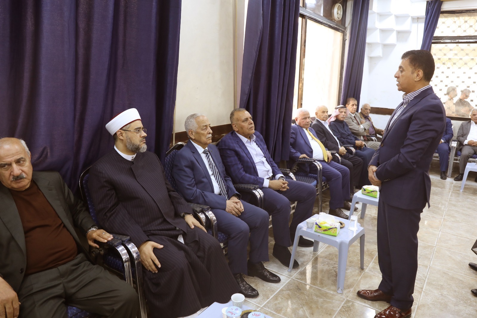 مندوبا عن الملك وولي العهد. العيسوي يعزي عشيرتي أبو الغنم والمبيضين والجندي