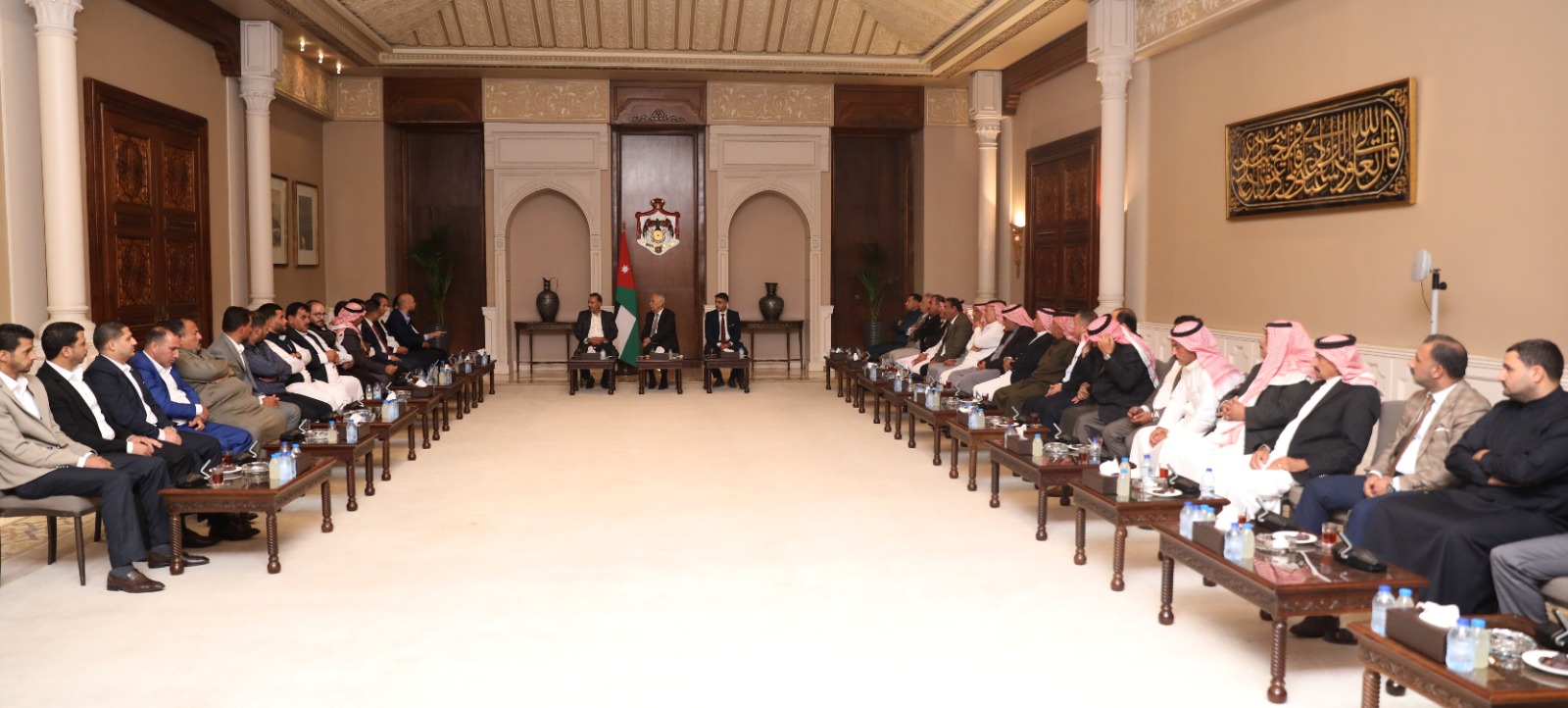 العيسوي لوفد من عشيرة المشاقبة: التحديث الشامل خيار وطني يعزز ثقة الأردنيين بمستقبلهم