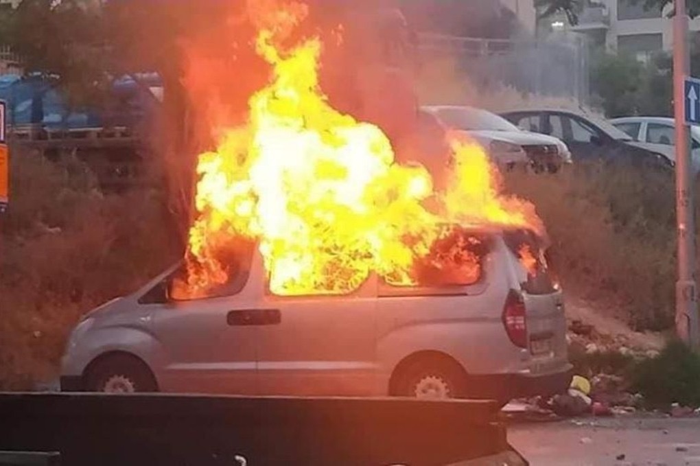 صورة حول : مستوطنون يُحرقون مركبات لفلسطينيين في بيت لحم مستوطنون يُحرقون مركبات لفلسطينيين في بيت لحم