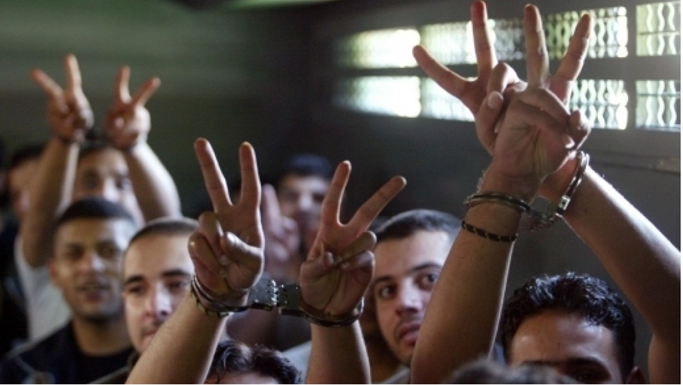 صورة حول : تحذير هام جدًا من هيئة الأسرى بشأن القوائم غير الرسمية تحذير هام جدًا من هيئة الأسرى بشأن القوائم غير الرسمية