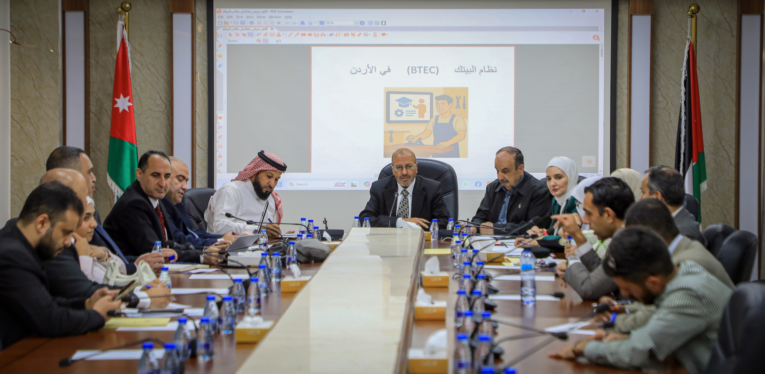 صورة حول : "التربية النيابية" تبحث تطوير مسار التعليم المهني والتقني (BTEC) "التربية النيابية" تبحث تطوير مسار التعليم المهني والتقني (BTEC)