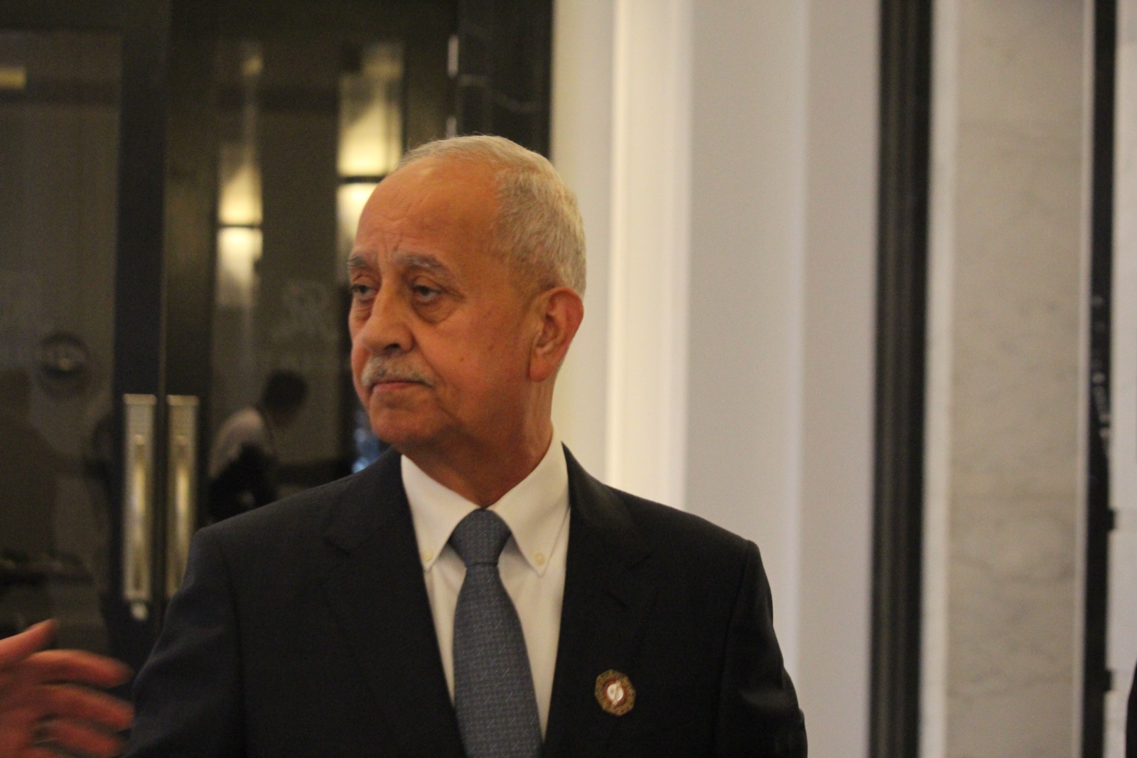 صورة حول : جعفر حسان يكرم 100 شركة صناعية في الأردن .. فيديو وصور جعفر حسان يكرم 100 شركة صناعية في الأردن .. فيديو وصور