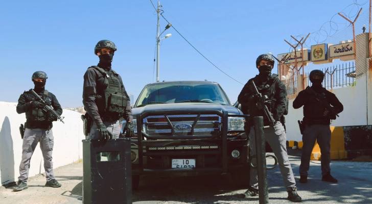 صورة حول : عاجل | إحباط 7 محاولات تهريب وضبط مليون حبّة مخدّرة ضمن تنسيق أمني مشترك بين الاردن وسوريا عاجل | إحباط 7 محاولات تهريب وضبط مليون حبّة مخدّرة ضمن تنسيق أمني مشترك بين الاردن وسوريا