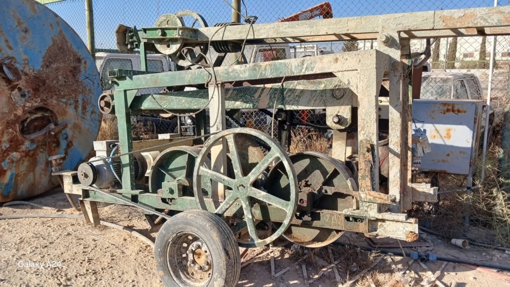 المياه تضبط بئرًا وحفارة مخالفتين في إربد وعجلون