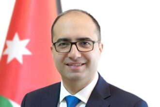 قطيشات يهنئ الدكتور وسيم حداد بتعيينه مدير عام لبنك تنمية المدن والقرى