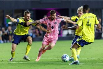 ماسكيرانو يؤكد :ميسي جدد عقده ويقود إنتر ميامي لفوز مثير