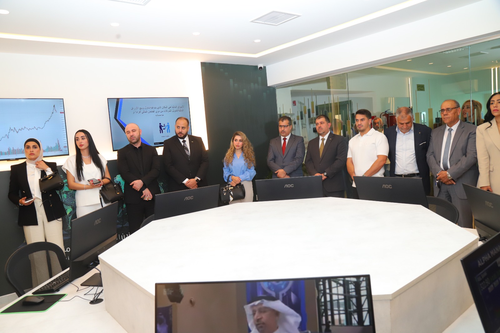 صورة حول : رئيس جامعة البترا يفتتح مختبر التكنولوجيا المالية الممول من شركة "نور المال" رئيس جامعة البترا يفتتح مختبر التكنولوجيا المالية الممول من شركة "نور المال"